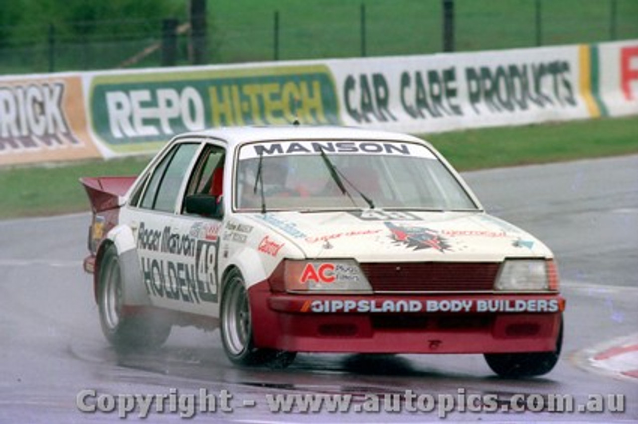 83838 - Andrew Manson / Geoffrey Manson - Commodore VH  -  Bathurst 1983 - Photographer Lance Ruting