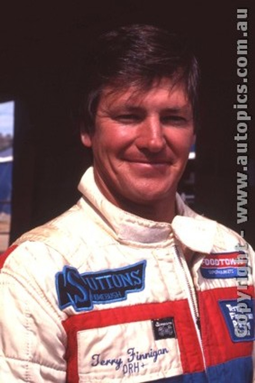 89835  - Terry Finnigan -  Bathurst 1989 - Photographer Ray Simpson