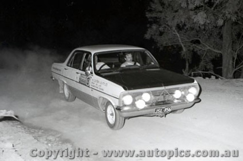 67844 - Holden HR - Southern Cross Rally 1967 - Photographer Lance J Ruting