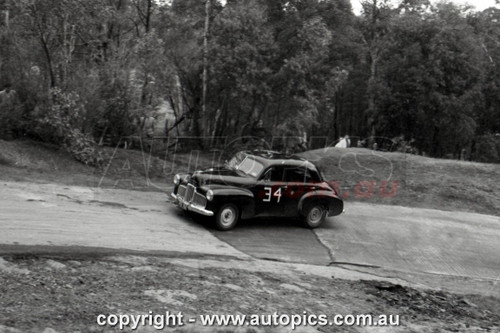 60006 - Norm Beechey, Templestowe Hill Climb, Victoria, 1960, Holden FX - Photographer Peter D Abbs