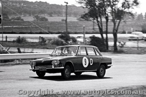 65750 - Keith Russell & Colin Wear Triumph 2000    Bathurst 1965 - Photographer Lance J Ruting