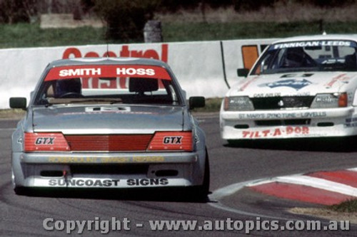 84845 - B. Smith / G. Waswo  Holden Commodore VH -  Bathurst 1984 - Photographer Lance Ruting