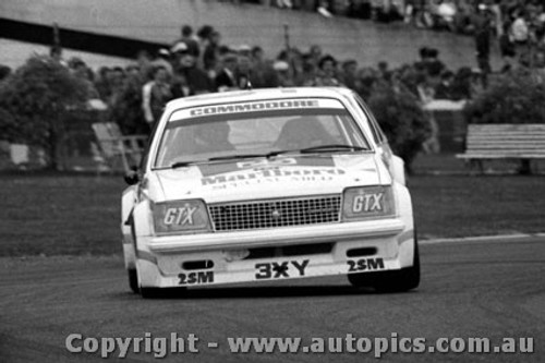 80061 - Allan Moffat - Marlboro Holden Dealer Team - Commodore VC Sandown 1980 - Photographer Peter D Abbs
