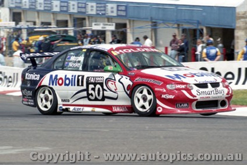 98785 - G. MURPHY / M. NOSKE - Commodore VT - Bathurst 1998 - Photographer Marshall Cass