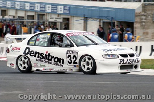 98821 - T. Mezera / A. Menu - Commodore VT - Bathurst 1998 - Photographer Marshall Cass