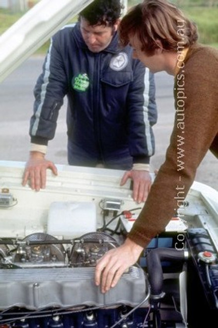 70349 - Charger Development at Mallala 1971- Leo Geoghegan & John Ellis - Photographer Jeff Nield