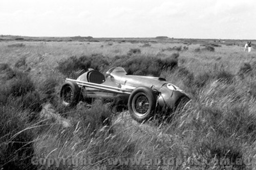 57528 - Len Lukey - Cooper Bristol -  Phillip Island 26th December 957 - Photographer Peter D'Abbs