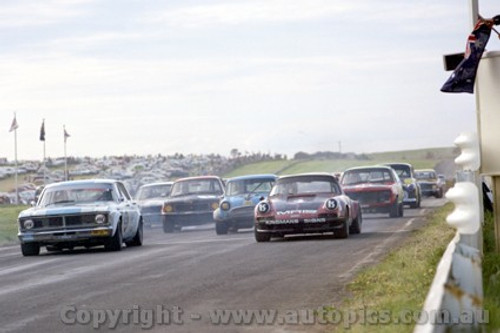 73171 - P. Crea, Falcon / T. Naughton, Porsche / R. Stevens Mini - Phillip Island 1973 - Photographer Peter D'Abbs