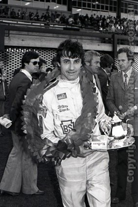 75057 - Peter Brock Holden Torana L34 SLR5000 - Sandown 1975 - Photographer Peter D'Abbs