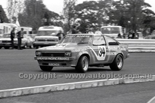 79081 - Gary Rogers, Holden Torana A9X  - Sandown 8th April 1979 - Photographer Darren House