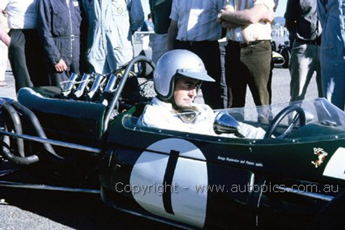 665995 - Jack Brabham Repco Brabham - Lakeside 1966