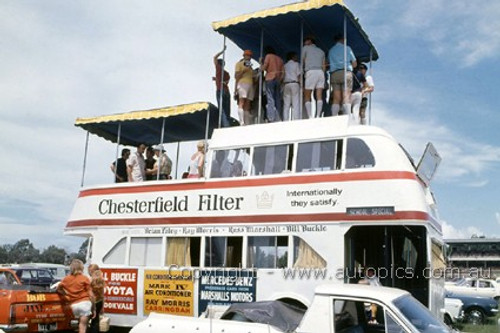 71260 - The Chesterfield bus at Warwick Farm 1971 - Photographer Lance Ruting