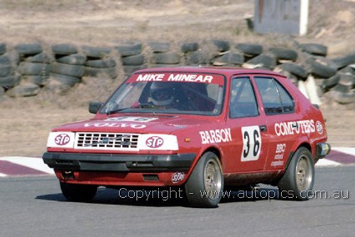 85045 - Mike Minear, Volvo 360 - Amaroo 7th July 1985 - Photographer Lance J Ruting