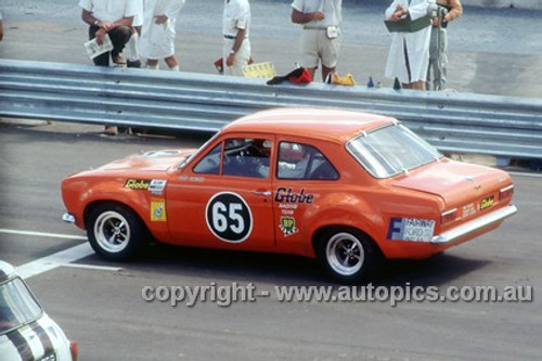 72275 - John Bassett, Ford Escort - Adelaide 1972 - Photographer Jeff Nield