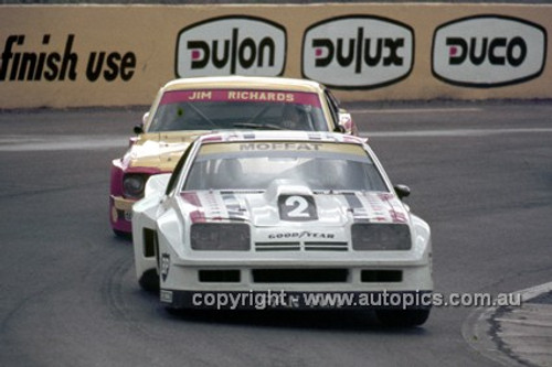 76076 - Allan Moffat Monza & Jim Richards, Mustang  - Oran Park 1976 -  Photographer Neil Stratton