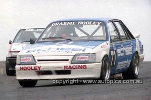 86054 - Graeme Hooley, Commodore VK - Amaroo 1986 - Photographer Ray Simpson