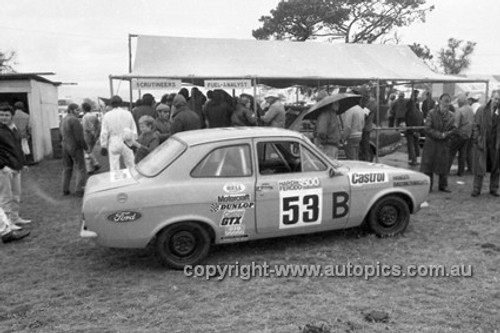 72806 - B. Bassingwaighte & R. Hanger, Ford Escort T/C - Bathurst 1972- Photographer Lance J Ruting