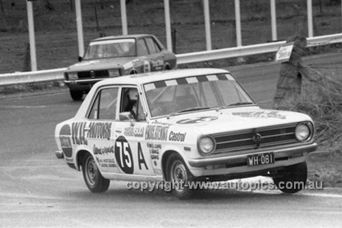 72831 - Bruce Stewart, Datsun 1200 - Bathurst 1972- Photographer Lance J Ruting