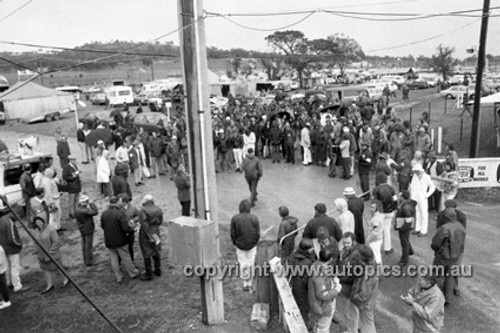 72833 - Drivers Meeting - Bathurst 1972- Photographer Lance J Ruting