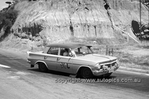 620026 -  Holden EJ - Hume Weir 26th December 1962 - Photographer Bruce Wells.