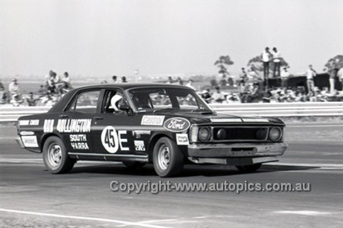 71280 - Murray Carter, Falcon XW - Calder 1971 - Photograper Peter D'Abbs