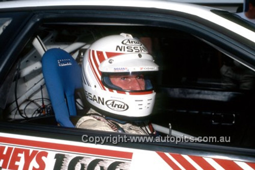 90769  -  Mark Skaife  - Nissan Skyline GT-R - Bathurst 1990 - Photographer Ray Simpson