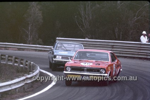 Bob Jane, Monaro GTS 350 & Leo Geoghegan, Valiant Pacer Warwick Farm, 1970 - Photographer Russell Thorncraft