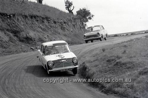 66769  - George Garth & Ray Marquet, Cortina 1200 - Gallaher 500 Bathurst 1966 - Photographer Lance J Ruting