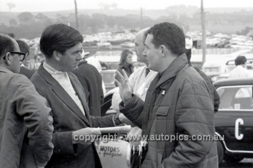 66780  - Paddy Hopkirk & Brian Foley, Morris Cooper S - Gallaher 500 Bathurst 1966 - Photographer Lance J Ruting