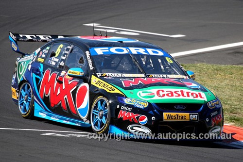 13713 - W. Davison / S. Owen  Ford Falcon FG - Bathurst 1000 - 2013  - Photographer Craig Clifford