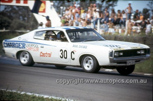 72295 - Doug Chivas - Valiant Charger - Warwick Farm 1972