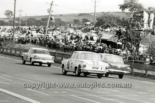 63734 -Warren Weldon & Bert Needham, Studebaker Lark & Ian & Leo Geoghegan, Cortina GT  - Armstrong 500 Bathurst 1963