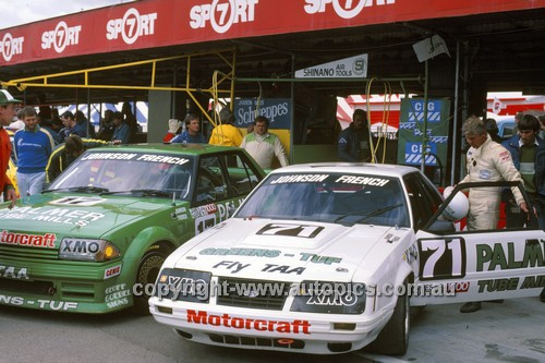 84961 - Dick Johnson & John French, Falcon XE & Ford Mustang -  Bathurst 1984