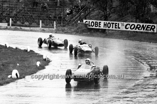 64562 - D. Collins, Lotus 18 & James O'Shannessy,Venom - Hume Weir 20th September 1964 - Photographer Bruce Wells