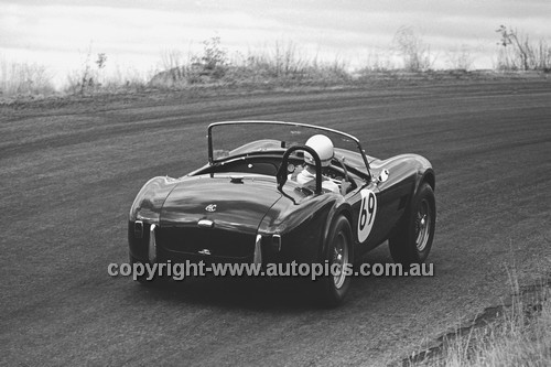 65498 - Ron Thorp, AC Cobra - 19th April 1965 - Bathurst
