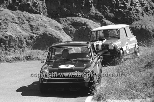69193 - Geoge Garth, Lotus Cortina & Don Holland, Mini - Bathurst 7th April 1969