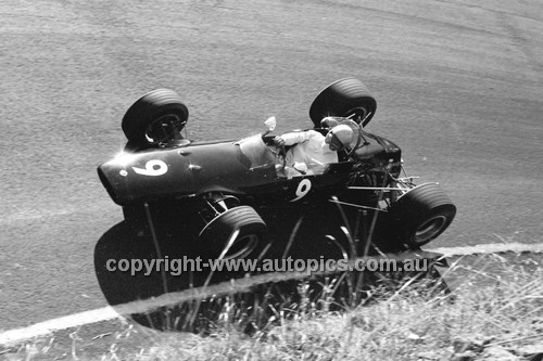 69636 - A. Boddenberg, Lotus 32 - Bathurst 7th April 1969