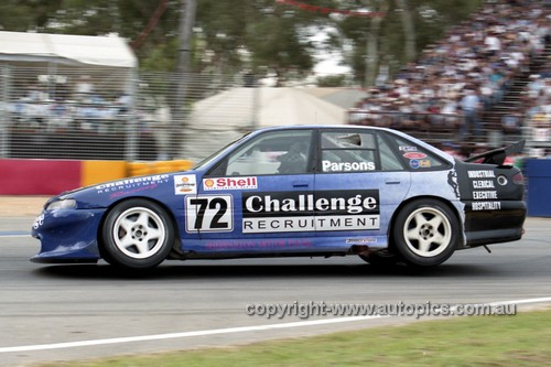 99337 - David Parsons, Holden Commodore VS - Adelaide 500 1999 - Photographer Marshall Cass