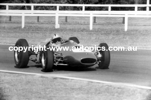 64502 - L. Davison  -  Brabham Climax - Warwick Farm, 1964 - Photographer Lance Ruting