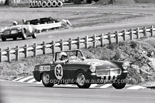 68609 - G. Bevan Austin Healey Sprite -  Warwick Farm 1968 - Photographer Lance J Ruting