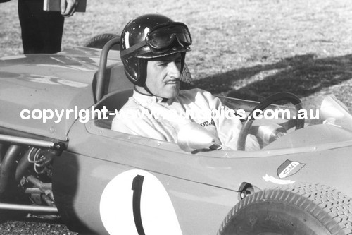 Graham Hill  -  -Brabham Climax - 1965 Tasman Series - Warwick Farm