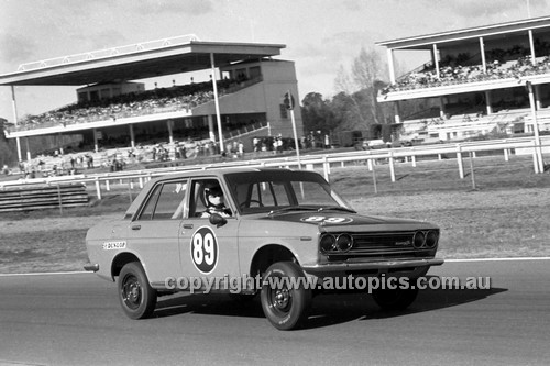 70930 - P. Thurgar, Datsun 1600 -  Warwick Farm 12th July 1970 - Photographer Lance J Ruting