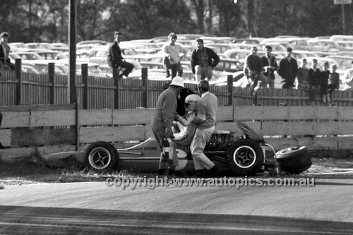 70951 - Kevin Bartlett, Mildren-Alfa V8 -  Warwick Farm 12th July 1970 - Photographer Lance J Ruting