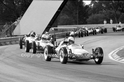 69267 - N. Revell, Revell Vee - Warwick Farm 1969 - Photographer Lance J Ruting.