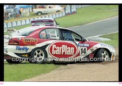 FIA 1000 Bathurst 19th November 2000 - Photographer Marshall Cass - Code 00-MC-B00-005