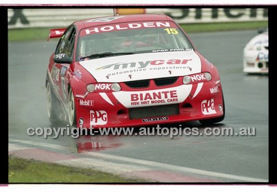 FIA 1000 Bathurst 19th November 2000 - Photographer Marshall Cass - Code 00-MC-B00-034