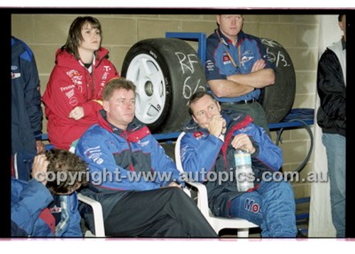 FIA 1000 Bathurst 19th November 2000 - Photographer Marshall Cass - Code 00-MC-B00-057
