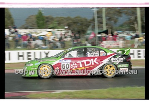 FIA 1000 Bathurst 19th November 2000 - Photographer Marshall Cass - Code 00-MC-B00-142