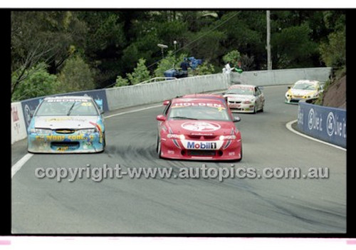 FIA 1000 Bathurst 19th November 2000 - Photographer Marshall Cass - Code 00-MC-B00-173