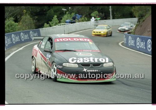 FIA 1000 Bathurst 19th November 2000 - Photographer Marshall Cass - Code 00-MC-B00-177